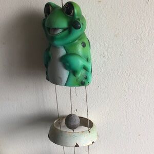 Green Ceramic Cat Wind Chime with White Rusted Bells